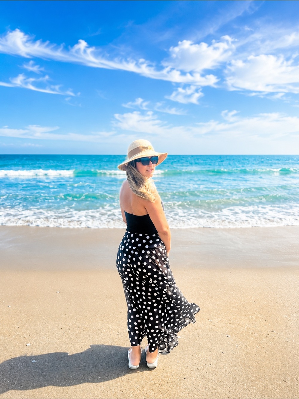 VIRAL ZARA POLKA DOT HALTER VACATION DRESS SIZE S and M 
🚨NO DISCOUNT - Picture 5 of 16